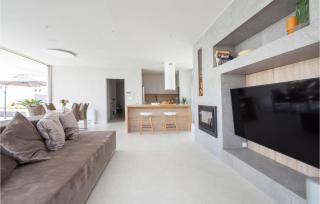 Beautiful Home In Klis With Wifi - 7