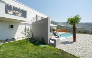 Beautiful Home In Klis With Wifi - 2