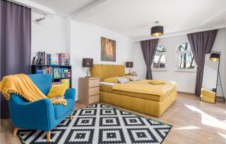 Stunning Home In Banjol - Banjol - 4