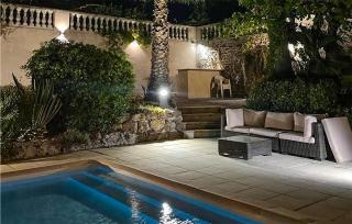 Beautiful Home In Cannes With Kitchen - Cannes - 3