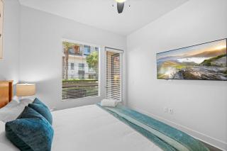 King Bed, Pool, Hot Tub, Arcade Room, Gym, Parking - San Diego - 9