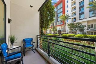 King Bed, Pool, Hot Tub, Arcade Room, Gym, Parking - San Diego - 6