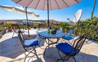 Pet Friendly Home In Rab With Wifi - Rab - 9