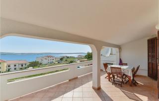 Lovely Apartment In Kustici With Wifi - 2