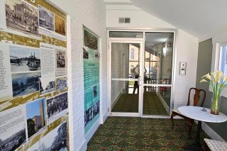 Upscale Downtown 2BR, Private Deck, Full Kitchen - Columbus - 5