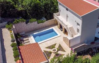 Six-Bedroom Holiday Home In Klek - Klek - 0