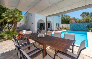 Beautiful Home In Vrsi Mulo With Sauna - Vrsi - 9