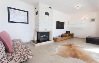 Holiday Home Celina 51 With Outdoor Swimmingpool - Celina - 5