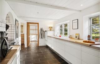 3 Bedroom Cozy Home In Løgstrup - 6