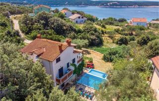 Nice Apartment In Supetarska Draga - Supetarska Draga - 2
