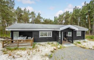 4 Bedroom Amazing Home In Nexø - Vester Sømarken - 2