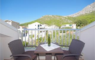 Three-Bedroom Holiday Home In Drvenik - Drvenik - 2