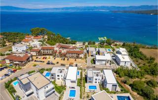 Lovely Apartment In Malinska - Malinska - 8