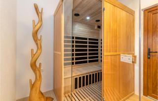 Awesome Home In Barlete With Kitchen - 3