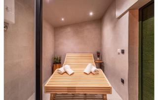 3 Bedroom Beautiful Home In Lisicic - 3