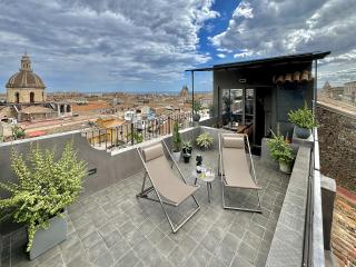 Design apartment with amazing view over Catania - Catania - 9