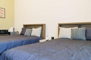 Prime Wicker Park Studio Close to Shops & Dining - Chicago - 3