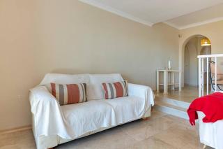 Spacious White Spanish Style House with Sea Views - Estepona - 4