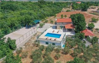 Beautiful Home In Grubine - Grubine - 3