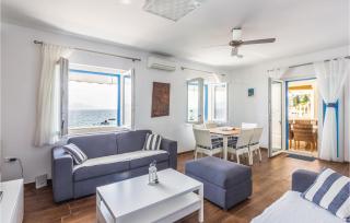 Four-Bedroom Holiday Home In Brist - Brist - 9