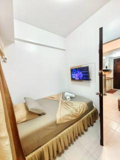 Condotel Near Airport Terminals - Manila - 2