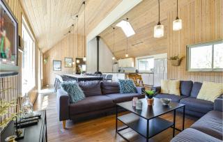 Nice Home In Ulfborg With Wifi - 8