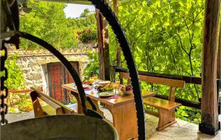 Amazing Home In Novi Vinodolski - 9