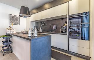 3 Bedroom Awesome Home In Orbanici - Orbanići - 6