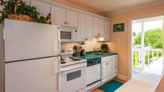 La Petite Penthouse by Last Key Realty - Key West - 9
