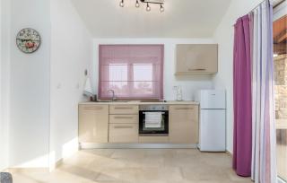 Beautiful Home In Klimni With Wifi - Benčići - 3