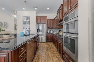 Beachfront 5BR: Heated Pool, Spa, Elevator, Views - Fort Myers Beach - 2