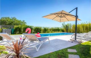 3 Bedroom Beautiful Home In Jadreski - 9
