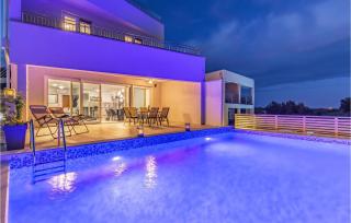 Beautiful Home In Medulin With Sauna - Pomer - 1