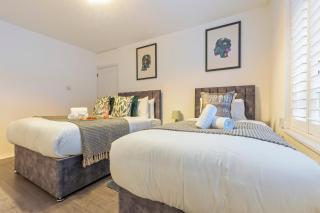 Fulham Serviced Apartment, Sleeps 6 WIFI Parking - Londra - 2
