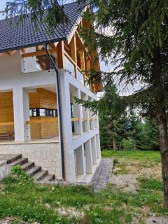 Luna Retreat - 3