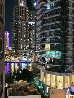 Cozy Marina Studio next to Metro - Dubai - 1