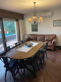 Amplia, 4 dormitorios y piscina climatizada - 5