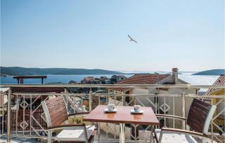 Six-Bedroom Holiday Home In Sevid - Sevid - 6