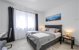 Gorgeous Home In Vodice With Kitchen - Vodice - 5