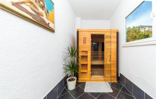 Gorgeous Home In Kastel Luksic - Kaštela - 3