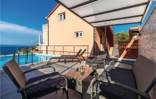 Gorgeous Home In Prigradica With Wifi - 3
