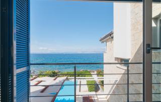 Amazing Home In Supetar - 3