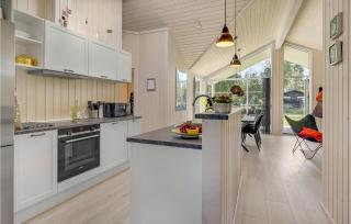 Pet Friendly Home In Rødby With Kitchen - Rødby - 5
