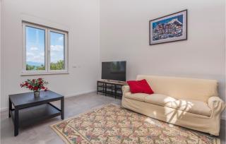 3 Bedroom Pet Friendly Home In Vrh - Vrh - 9