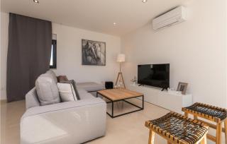 Beautiful Home In Skabrnja With Wifi - Škabrnje - 8