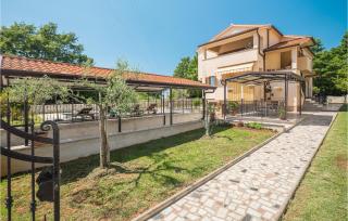 3 Bedroom Cozy Apartment In Porec - Poreč - 3