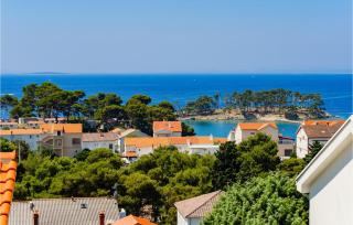 2 Bedroom Nice Apartment In Banjol - Banjol - 9