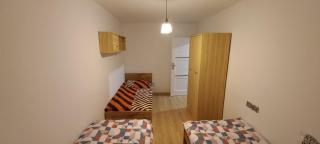 Apartament JUKI 2, obok Katowice Wynajem na doby, krótkoterminowy, 2 pokoje, możliwość dodatkowych dwóch osób na rogówce w salonie za dodatkową opłatą, 37m2,- po kapitalnym remoncie, Wifi - Chorzów - 7