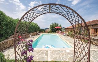 Lovely Home In Thizy-Les-Bourgs - Mardore - 0