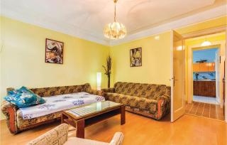 1 Bedroom Beautiful Apartment In Bakar - 4